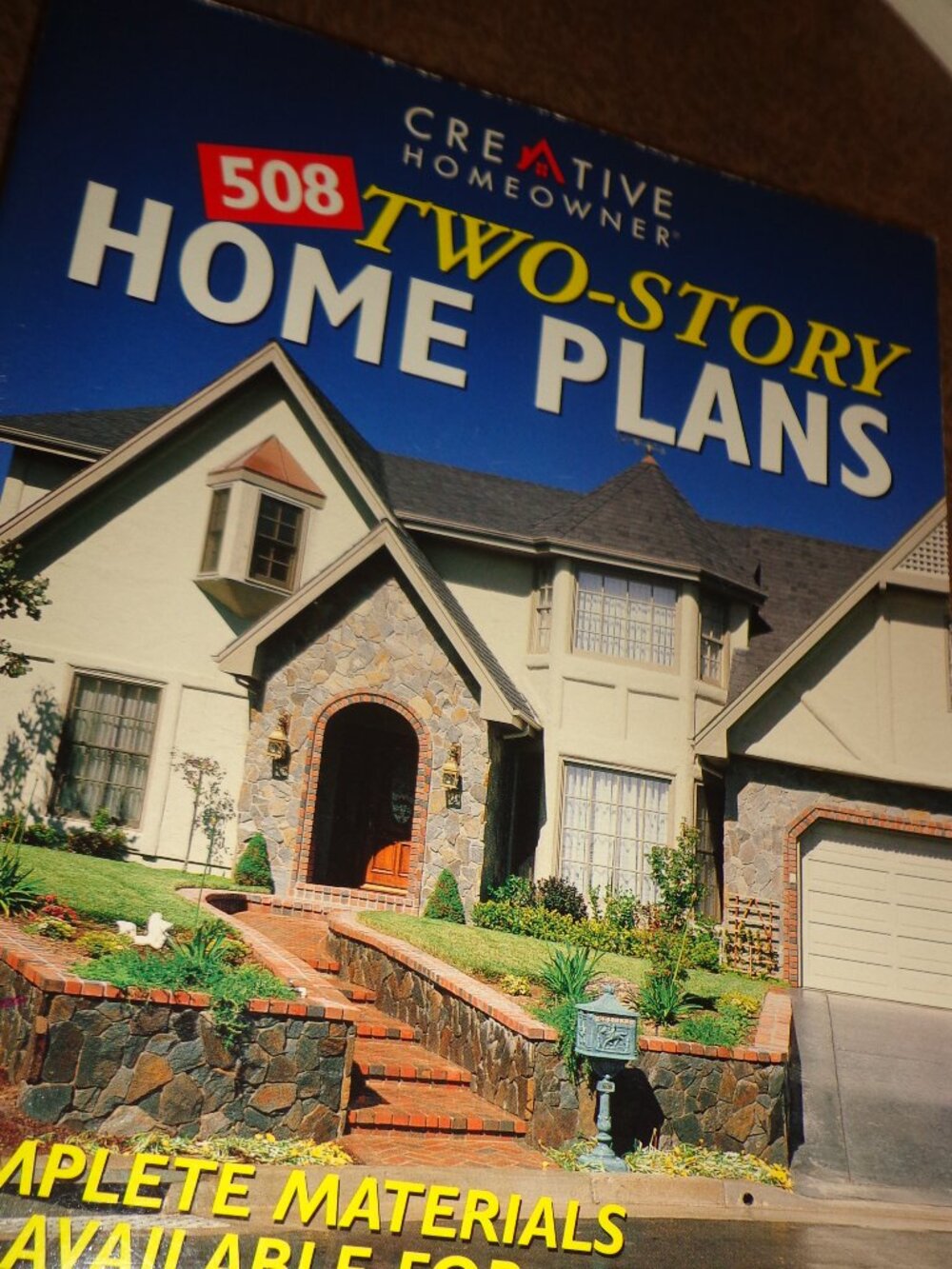 Thick Softcover Book CREATIVE HOMEOWNER 508 TWO-STORY HOME PLANS 376 Pgs.